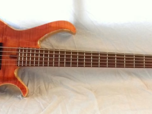 Eclisse SQ Electric Bass Lutherie LEGG 5 Strings Red