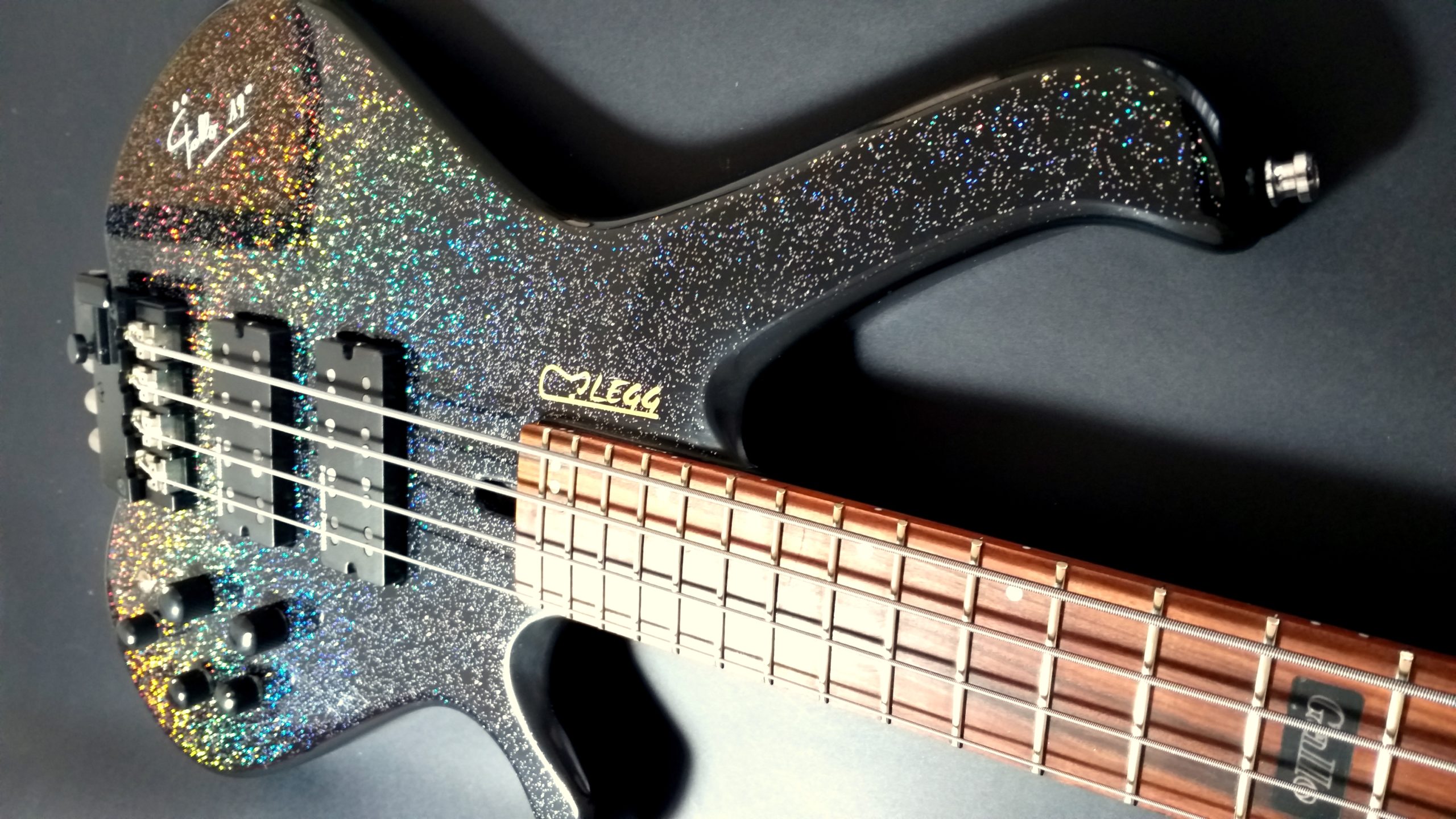 Eclisse Golinelli Signature Electric Bass Lutherie LEGG 4 Strings LED Multicolor Glitter